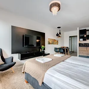 https://live-travel-old-town-apartments.gdanskhotel.org